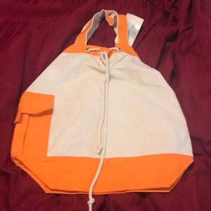 NWT Canvas Drawstring duffel bag tote 17” orange & cream wide straps New